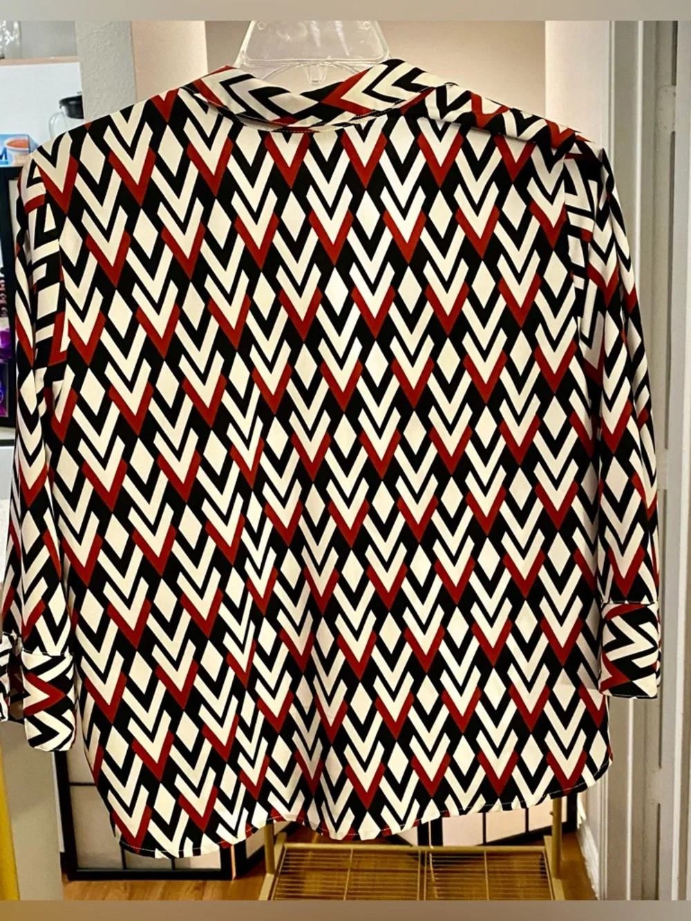 Adrienne Vittadini Chevron Print Button-Front Shirt - Size XL - EUC! - Picture 3 of 4